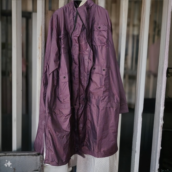 New Balance overcoat - Picture 5 of 8